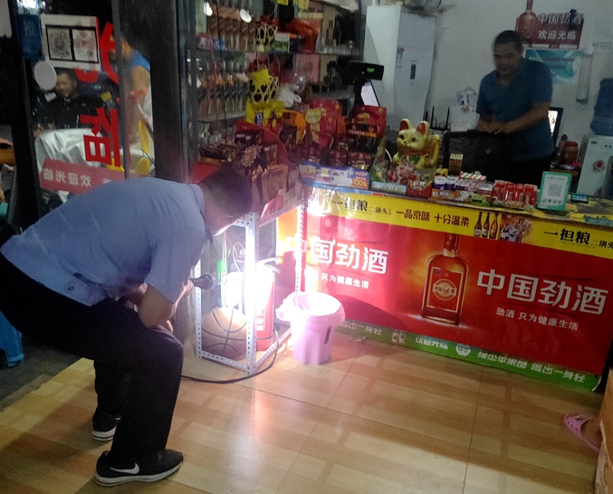 镇远公安开展节前消防安全隐患排查 (3).jpg