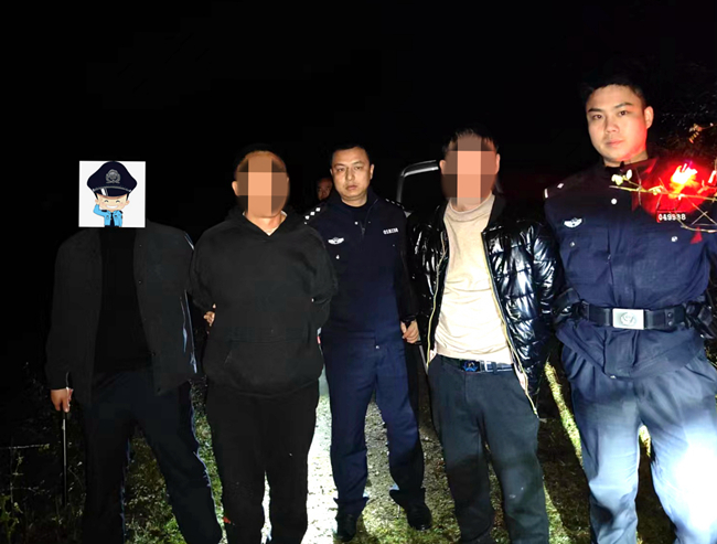 曾鹏所长带领所里同志抓获涉嫌非法拘禁的犯罪嫌疑人_副本.jpg 曾鹏所长带领所里同志抓获涉嫌非法拘禁的犯罪嫌疑人_副本.jpg