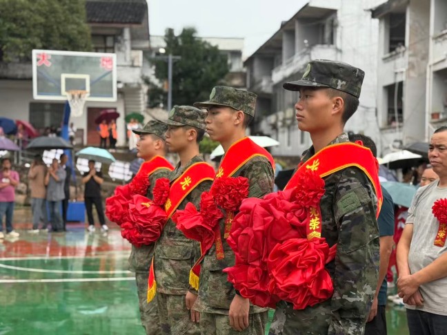 微信图片_20251118175946_800_150.jpg 微信图片_20251118175946_800_150.jpg