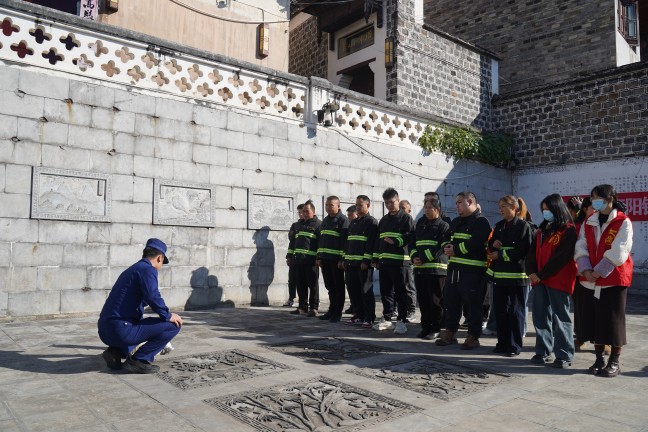 DSC02916.jpg DSC02916.jpg