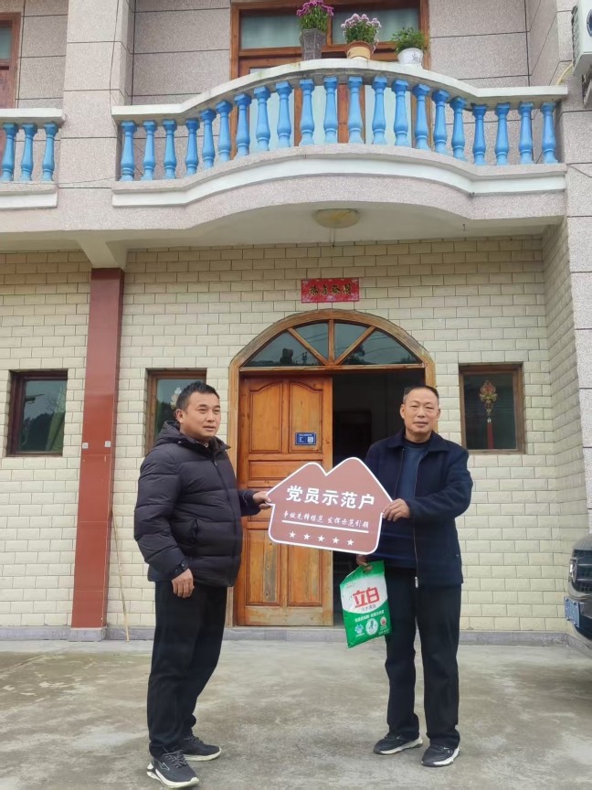 dbf04b9ce62d650438430968854e8d4.jpg dbf04b9ce62d650438430968854e8d4.jpg