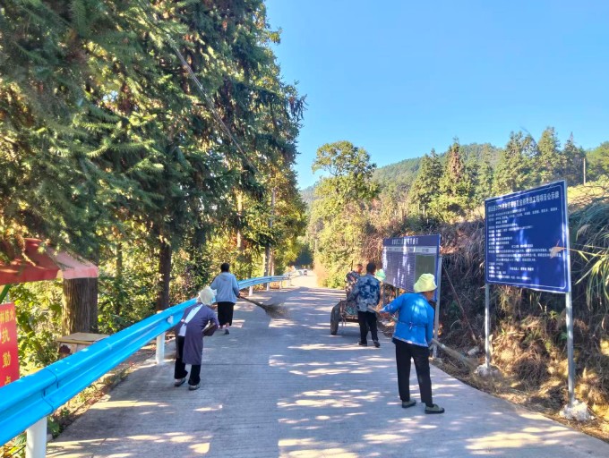 af05b7b97ee8b2490ba0514ae05496f.jpg af05b7b97ee8b2490ba0514ae05496f.jpg